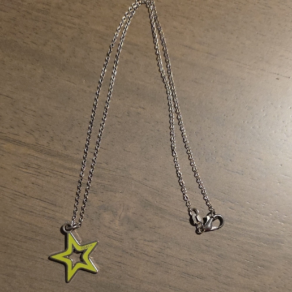 Coach Womens Lime Green Star Necklace - EUC - Picture 5 of 5